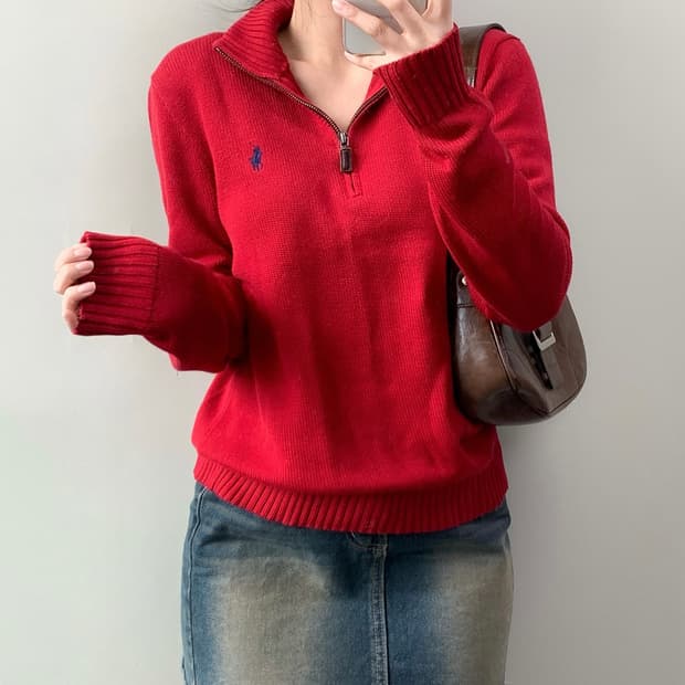 폴로 반집업 니트