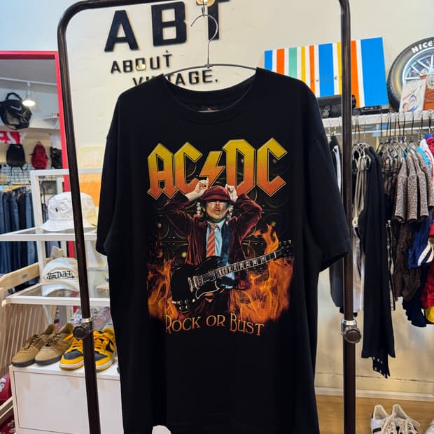 AC/DC 앵거스영 프린팅 반팔 티셔츠 XL