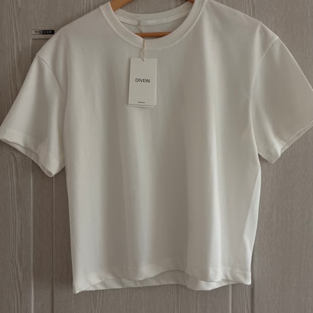다이브인 UNIFORM CROP T-SHIRTS (WHITE)