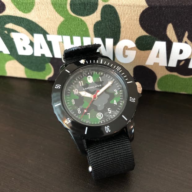 베이프 카모 시계