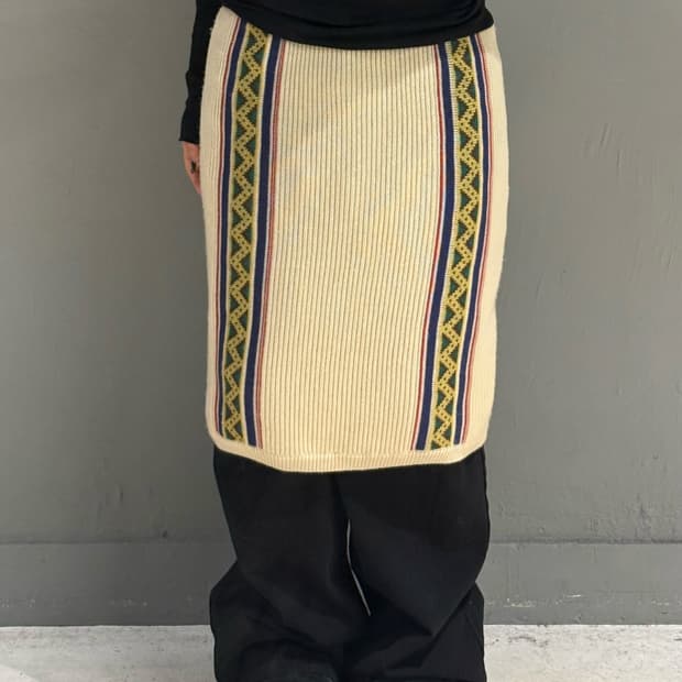 ethnic pattern point wool skirt