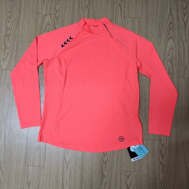 험멜(hummel) 기능성 반폴라 래쉬가드, 수영복 (미착용) 105