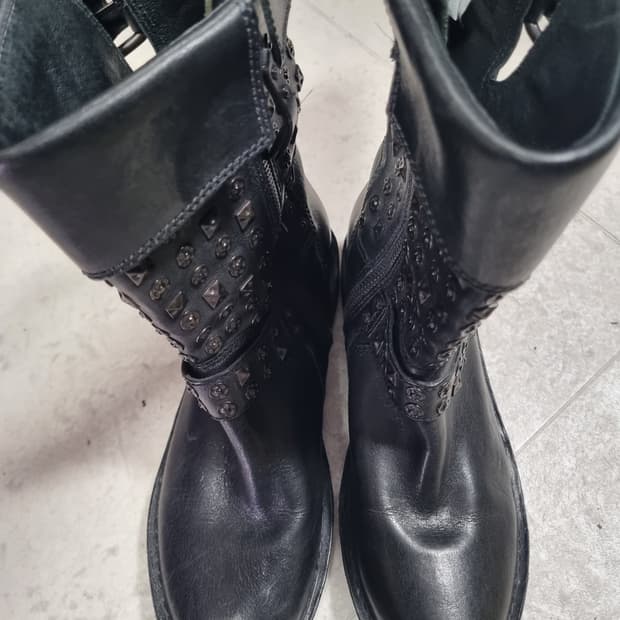 UGG 여성 가죽 징 부츠 