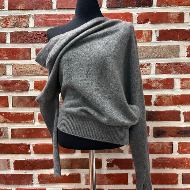 (2XS)톰포드 캐시미어100% 오프숄더 니트