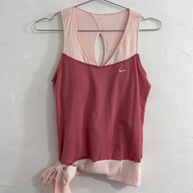 Nike design sleeveless