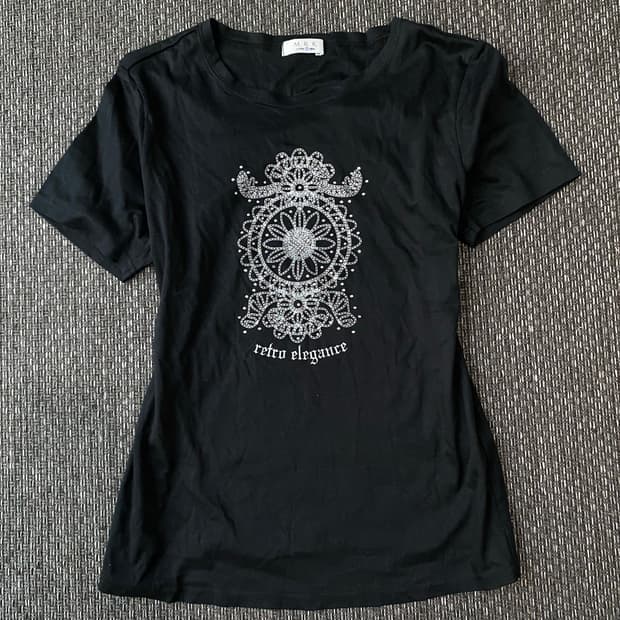 [MRK] Y2K Cubic Detail Slim Fit Tee