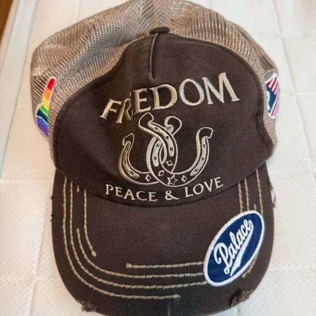 팔라스 freedom 트러커캡