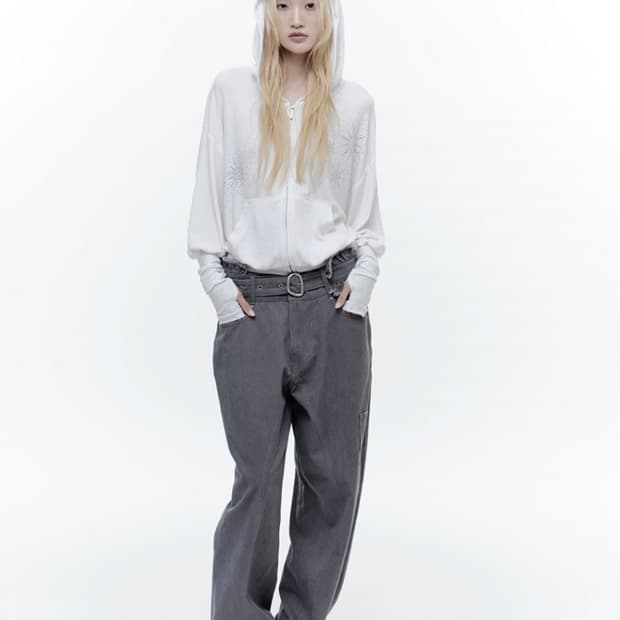 웻태그 BELTED ENGINEERED JEANS WITH FRILL B