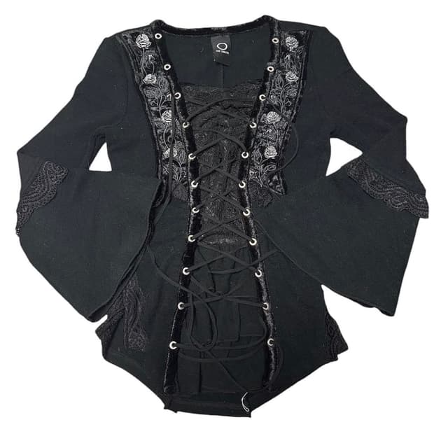 오즈온 고딕 레이스벨벳아일렛 블라우스