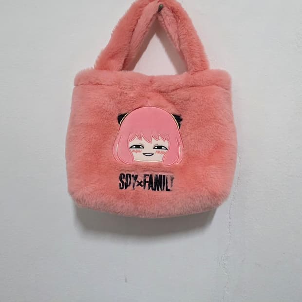 스파이패밀리  아냐  캐릭터 핑크 퍼토드백 22*20*10 택만뗀새거