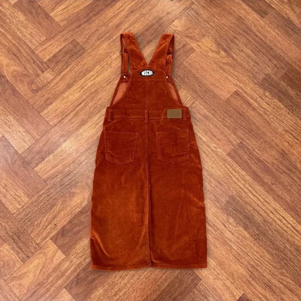 미스치프 오버롤 멜빵치마 