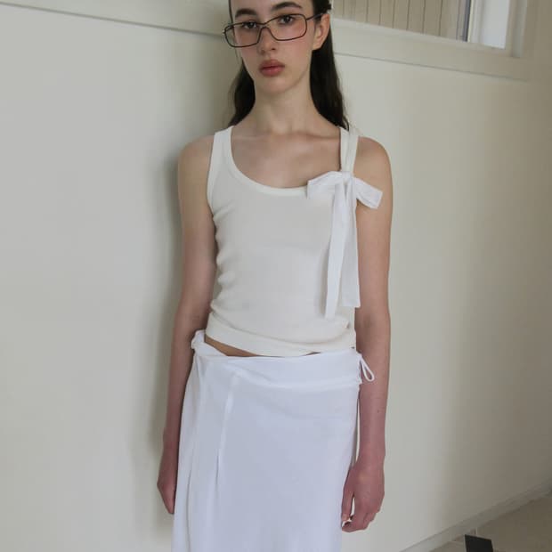 스무드무드 Arabella Embroidery Skirt