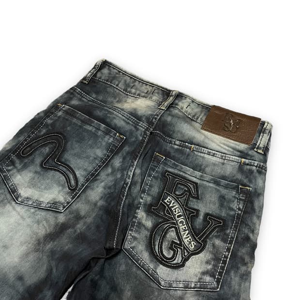 [28] 에비수 블리치드진