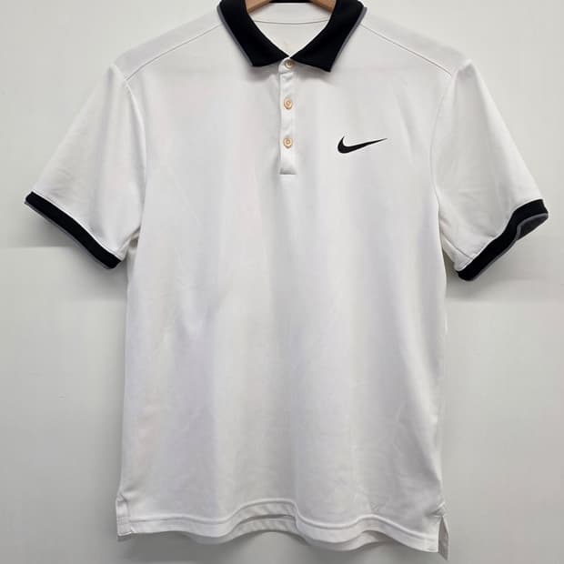 나이키 드라이핏 남자 골프 반팔카라티. 싸이즈 95
