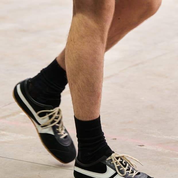 드리스 반 노튼 스니커즈