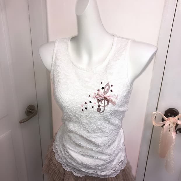 Melody lace top 🎼🫧