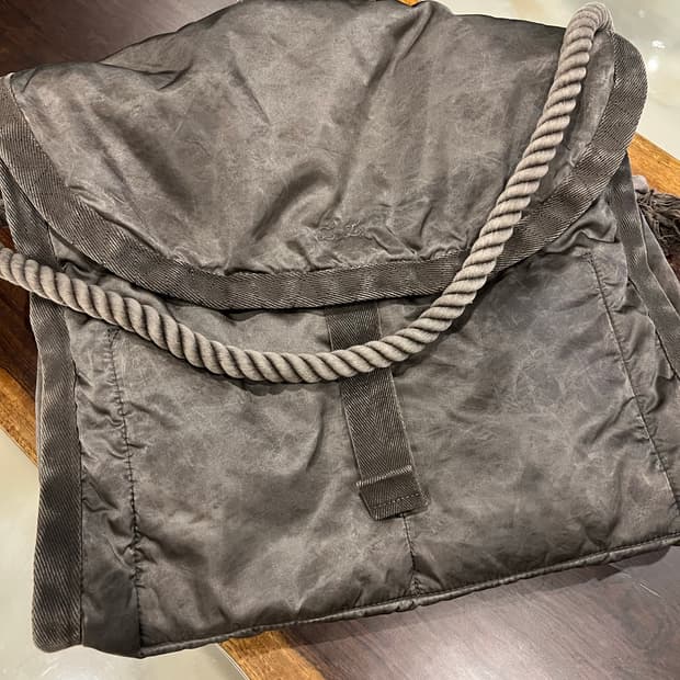 러기지 라벨 올드뉴 나일론 트윌 메신저 백 L