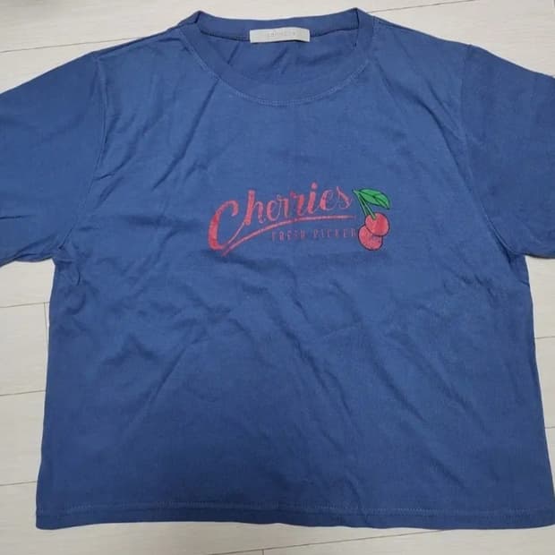 급처새상품!코인코즈 구찌느낌 체리반팔면티셔츠 키르시st리즈리사st샤틴st