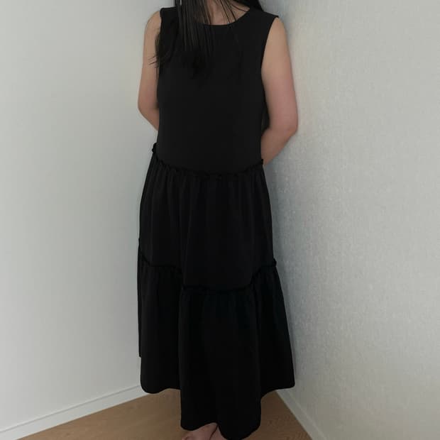 Black Tiered Sleeveless Dress