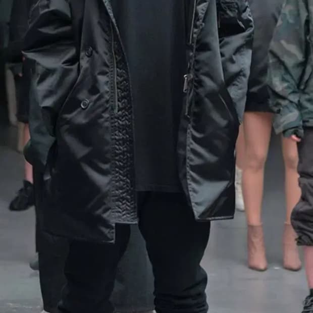 Yeezy Season1 Fur Hooded Coat 이지 시즌1 코트