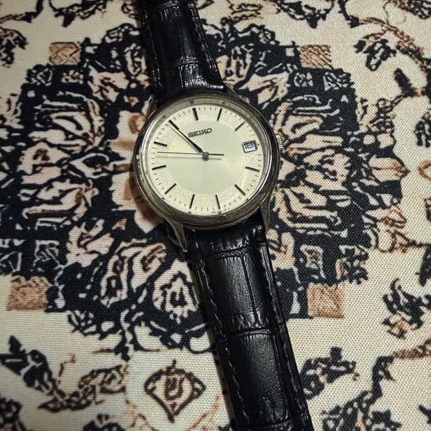 SEIKO 빈티지 쿼츠 시계