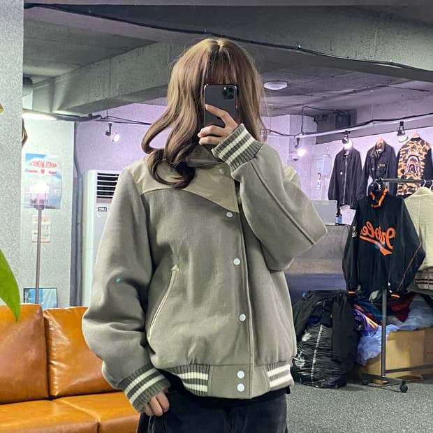 엔칸토 컴프로러리 캐주얼 바시티 B2545