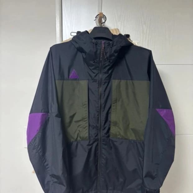 나이키 ACG 바람막이