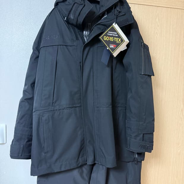 준지 고어텍스 콜라보 레이어드 패딩(S)