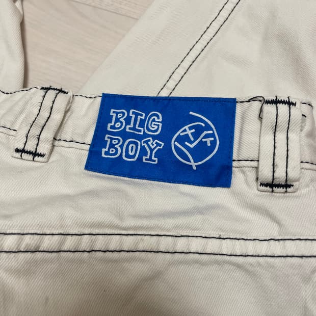 폴라 스케이트 코. 화이트 청바지 S