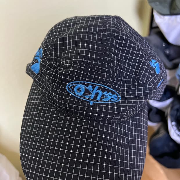 오프화이트 나이키 nrg 햇
