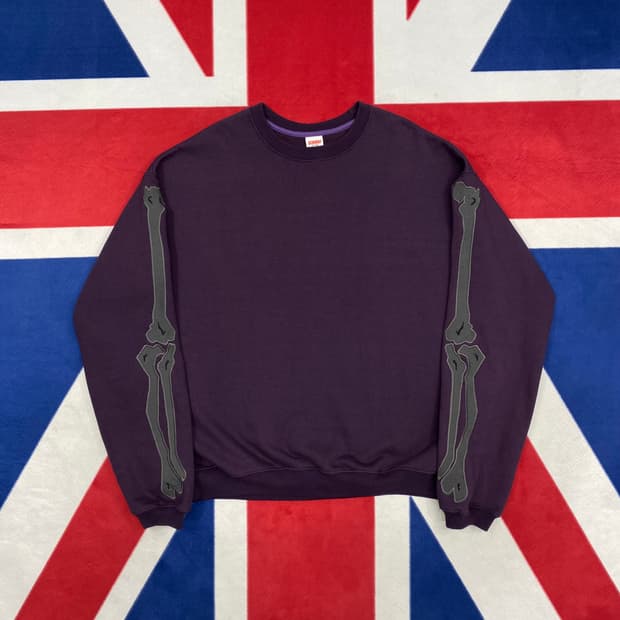 블랙아웃 본즈 맨투맨 L 실측 XL 