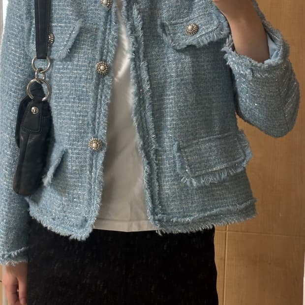 하늘색 트위드 자켓