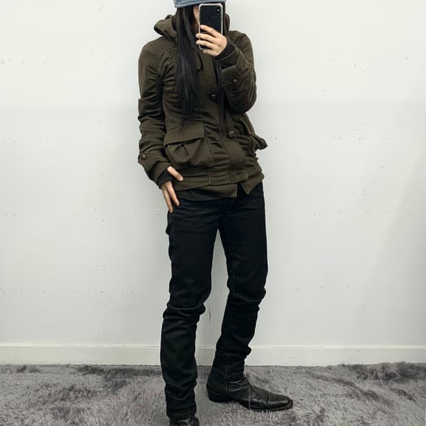 존로렌스설리반 블랙진