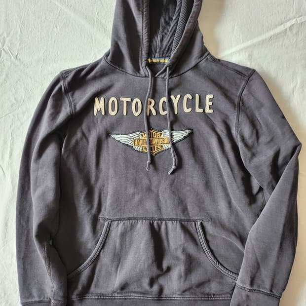 00s Harley davidson wing logo hoodie
