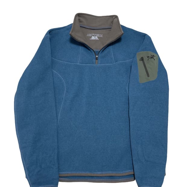 아크테릭스 스카이블루 풀오버 자켓