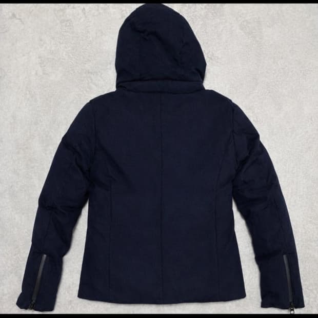 Tornado mart 토네이도 마트 패딩