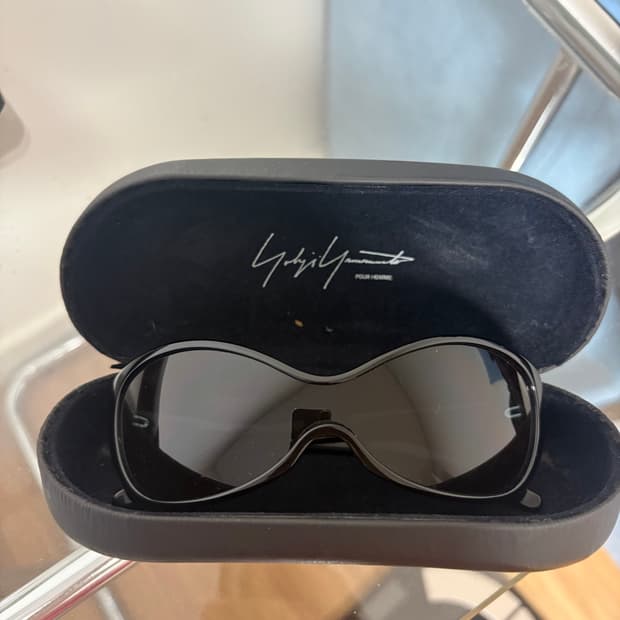 요지야마모토 선글라스