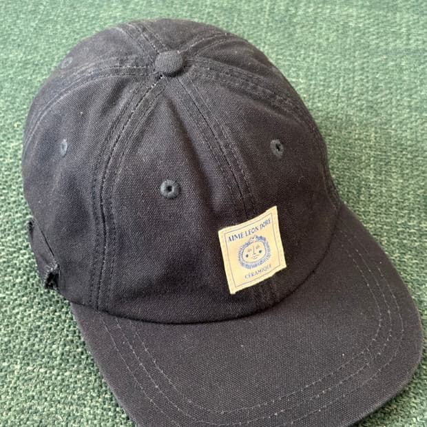 에메레온도르 아티스트 네이비 볼캡