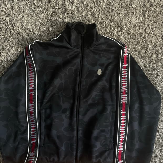 베이프 져지(한국매물X)