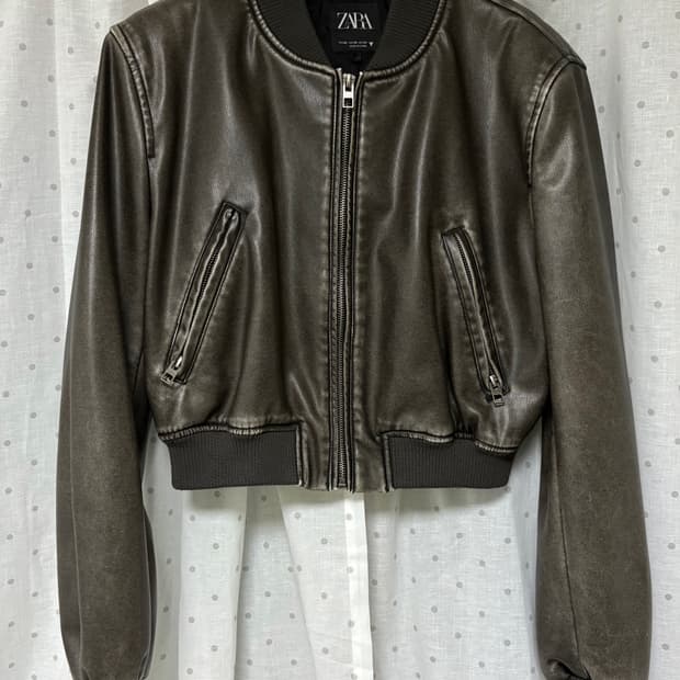 zara 페이크레더 봄버 자켓 xs 