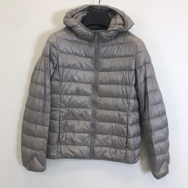 유니클로 울트라라이트다운 후드경량패딩 [여성M]