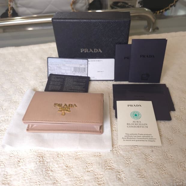 [중고/정품] 프라다 비텔로무브 카드지갑