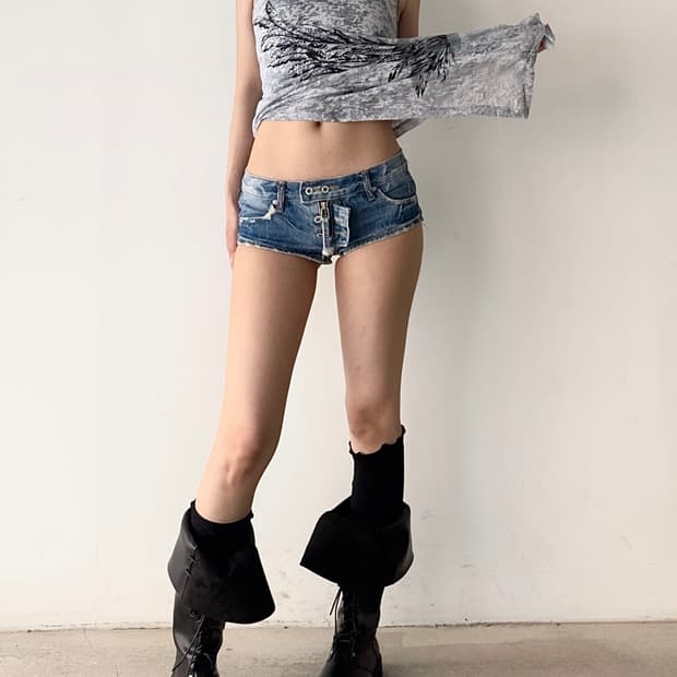 Two-way buckle short denim pants