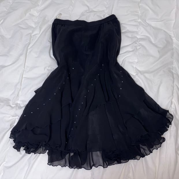 블랙 프릴 롱스커트