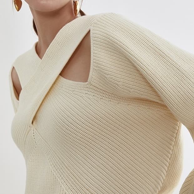 COS 드레이프 패널 스웨터 꼬임 니트 xs