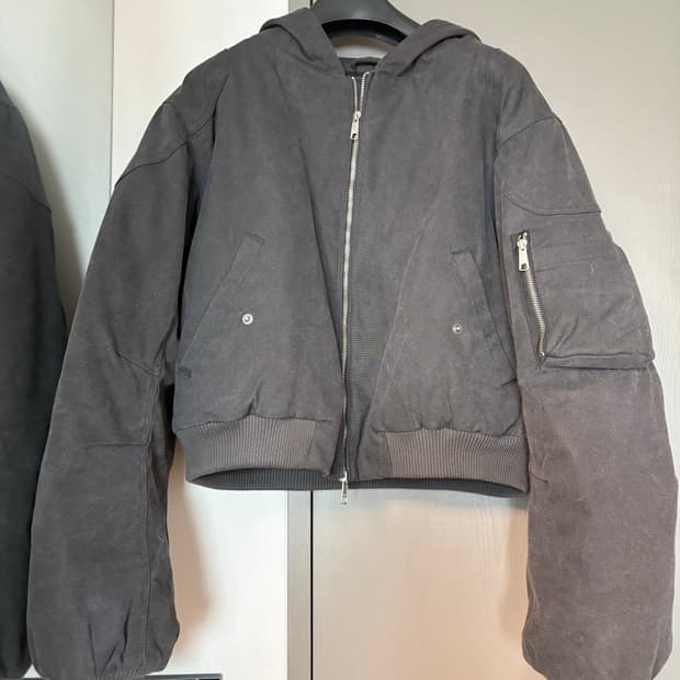 로어링라드 봄버 m