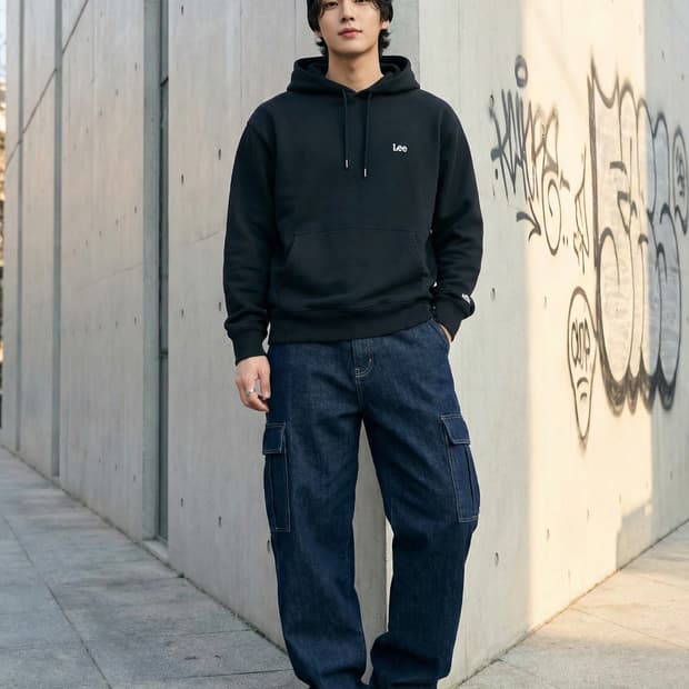 lee 스몰로고 블랙 후드티셔츠_M