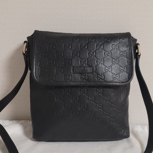 구찌가방,크로스백숄더백(디올펜디샤넬프라다셀린느버버리고야드루이비통발렌시아가