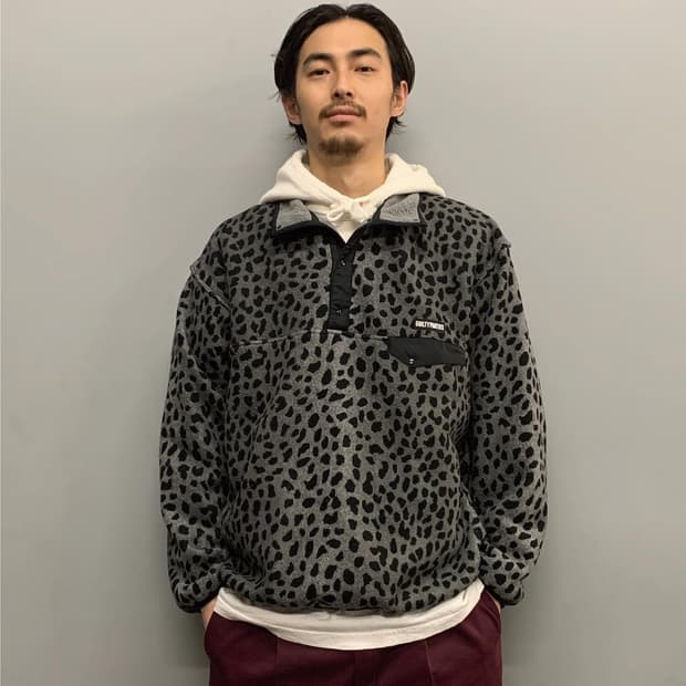 와코마리아 레오파드 풀오버