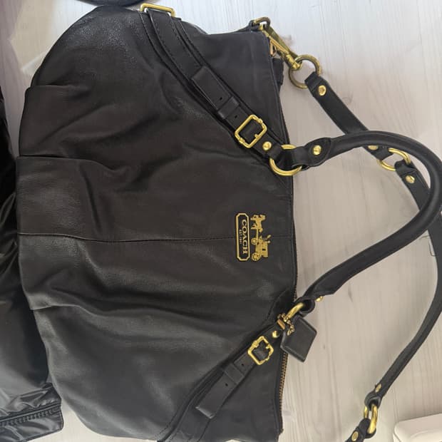 코치 메디슨 레더 소피아 사첼백 15960